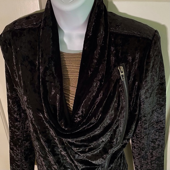 BlankNYC Lux Black Faux Fur Velvet Zip Jacket Shawl Collar Like Seal 🦭 Skin - Picture 2 of 11